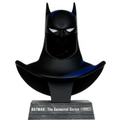 Фигурка DC Маска Бэтмена / Batman Cowl Replica (Batman: The Animated Series) 1:3 (179071) (18 см) 