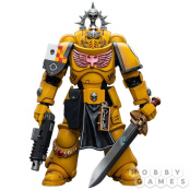 Фигурка Warhammer 40K: Imperial Fists - Lieutenant with Power Sword (масштаб 1:18)