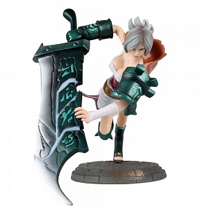 

Фигурка Riven :League of Legends 15см